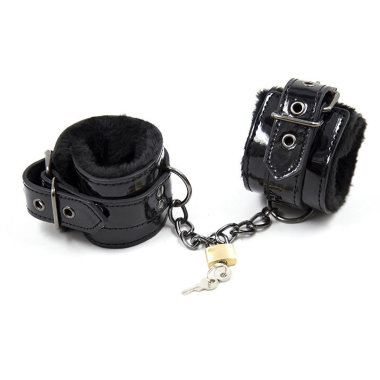Лаковые наручники на меховой опушке — Твой Каприз