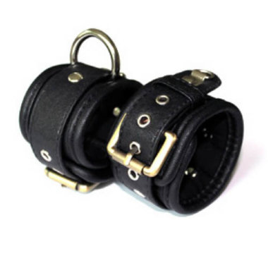 Кожаные оковы — Твой Каприз