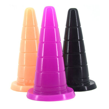 Пирамида из силикона — Твой Каприз