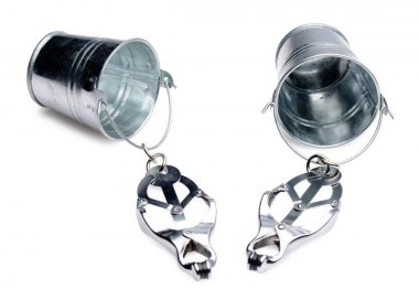Металлические зажимы на соски с грузами Master Series Jugs Nipple Clamps with Buckets — Твой Каприз