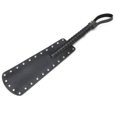 Большой черный пэдл с металлическими клепками — Твой Каприз