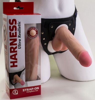 Страпон Харнес в подарочной упаковке Неоскин 16 см — Твой Каприз