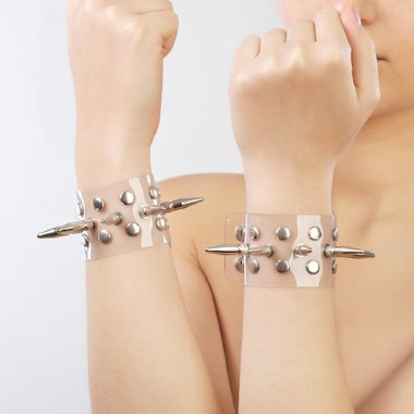 Прозрачные напульскики с длинными металлическими шипами — Твой Каприз