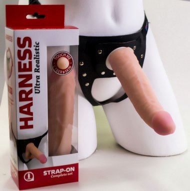 Страпон Харнес в подарочной упаковке Неоскин 18 см — Твой Каприз