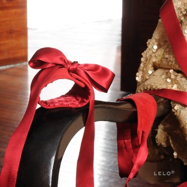 Шелковые наручники Etherea (LELO) — Твой Каприз