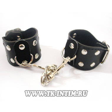 Широкие наручи с заклепками — Твой Каприз
