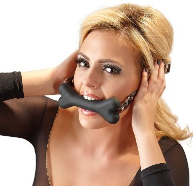 Чёрный силиконовый кляп-кость на регулируемых ремешках — Твой Каприз