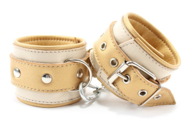 Наручники из нежной перчаточной кожи — Твой Каприз