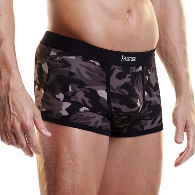 Камуфляжные мужские боксеры HUSTLER на узкой резинке — Твой Каприз