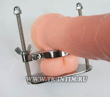 Металлический зажим на мошонку с фиксацией Stainless Steel Ball Crusher — Твой Каприз